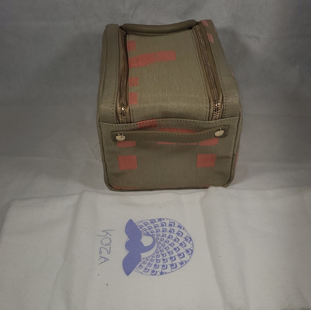 ❤Lead bag  KOZA BEAUTY MAKEUP 💄AND TRAVEL BAG - Picture 3 of 3